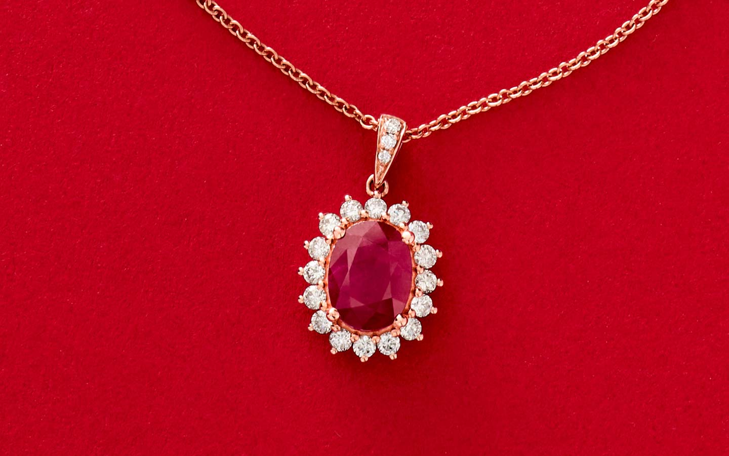 Ruby necklace with diamonds