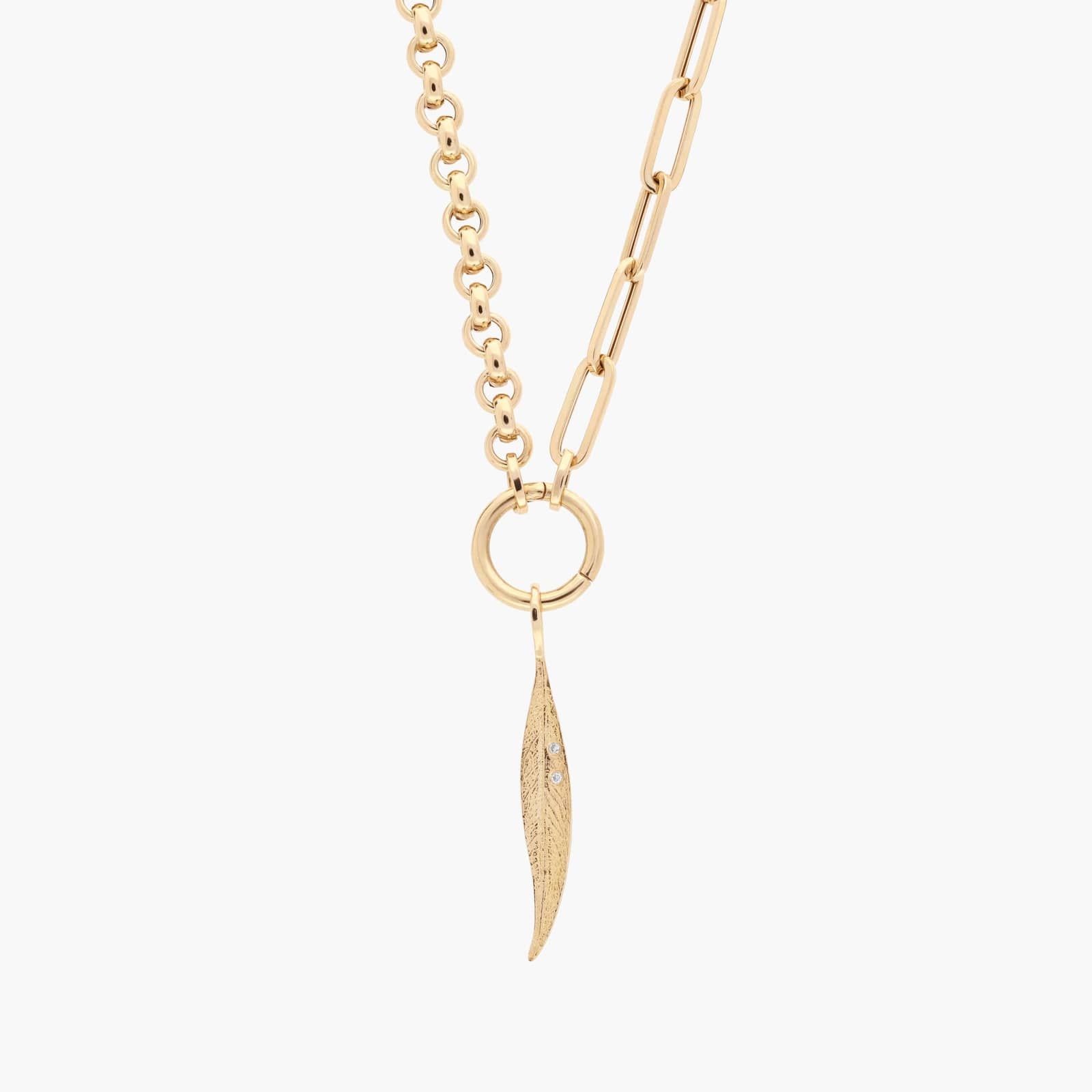 18 Mixed Link Chain with Leaf Charm in 14k Yellow Gold