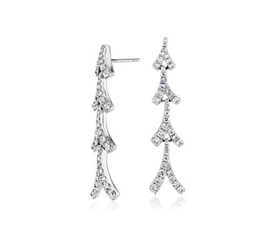 White gold and diamond dangling earrings 