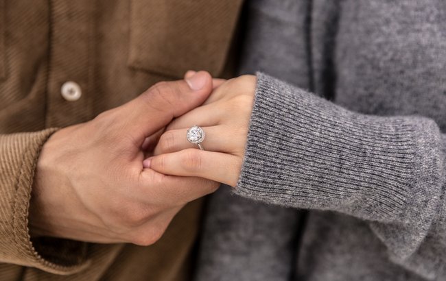 How to Resize an Engagement Ring