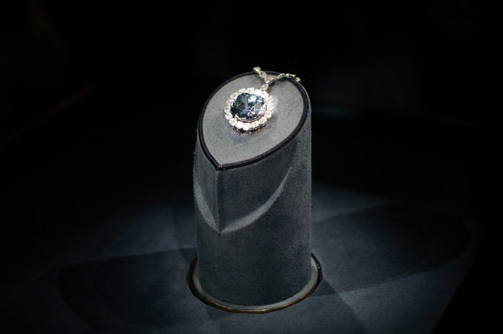 The hope diamond on sale titanic