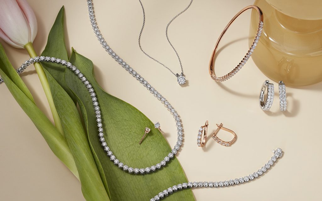 Timeless jewelry styles in diamond and gold. 