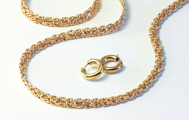 Byzantine gold necklace and earrings