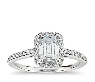 Diamond engagement ring